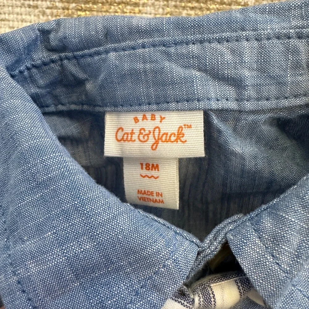 CAT & JACK Baby Boys Chambray Blue/Khaki Suspender Bow Tie Shorts Outfit 18M - Picture 3 of 7